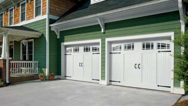 How to Decide if You Require a Specialist for Your Garage Door?