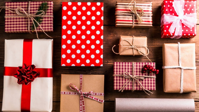 Few Tips for Choosing Personalised Gifts for Your Loved Ones